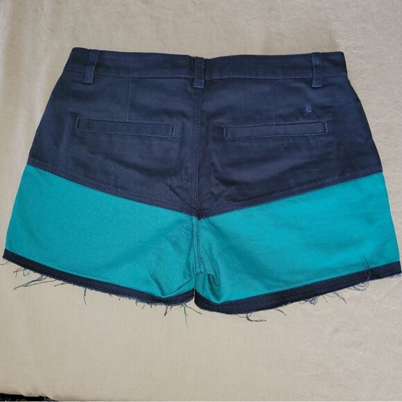 Brooklyn Industries Size 30 Mens Blue Green Color Block Short Shorts - Picture 2 of 4